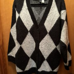 H&M Sweater. Womens Size S Cardigan 