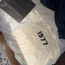 Essentials 1977 T Shirt