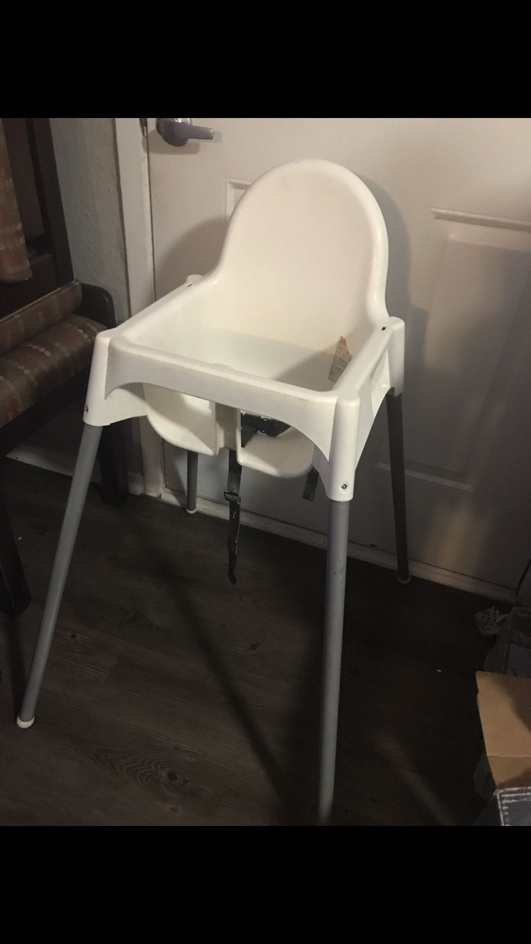 High Chair Asis.  