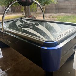 Air Hockey Table 