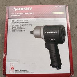 BRAND NEW Husky 1/2 In Impact Wrench