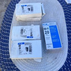 20 Amp Breakers (5)