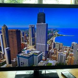 Panasonic 42-inch TV - Like New!! 1080p