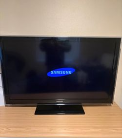 50” Samsung Flat Screen TV