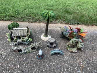 Fish tank accessories