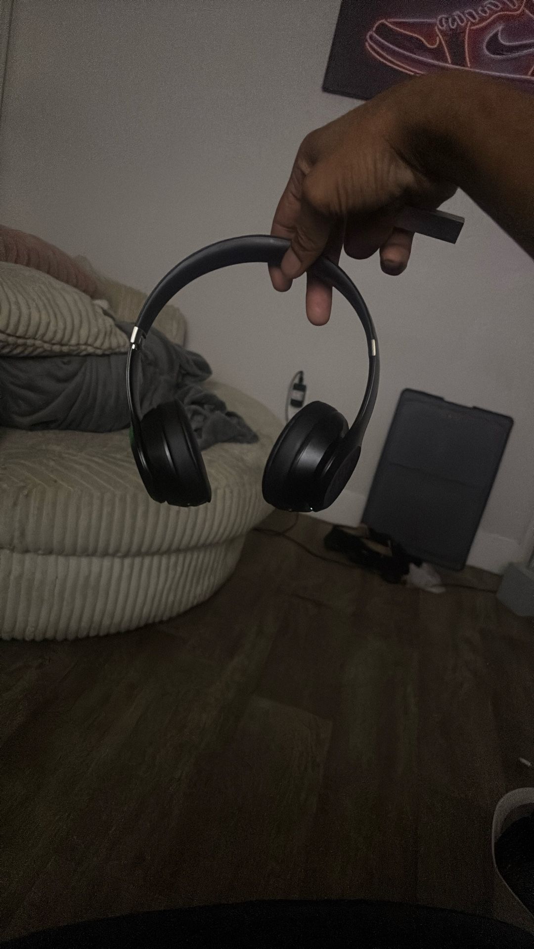 Beats Solo Pros