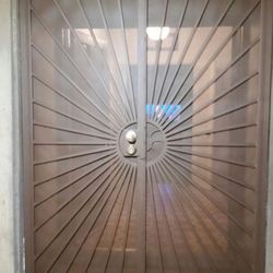 Double security screen doors. Starting 450 and up,price depends on your project, powder coating