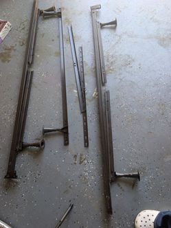 Expandable bed frame
