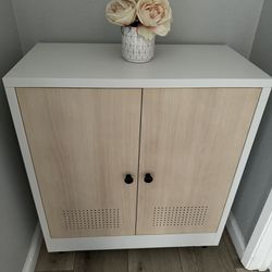 Cabinet/Entry Table/ Console 