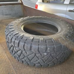 Nitto Ridgegrappler Tire
