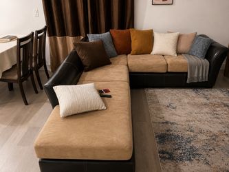 L-Shaped Sectional Sofa with Chaise