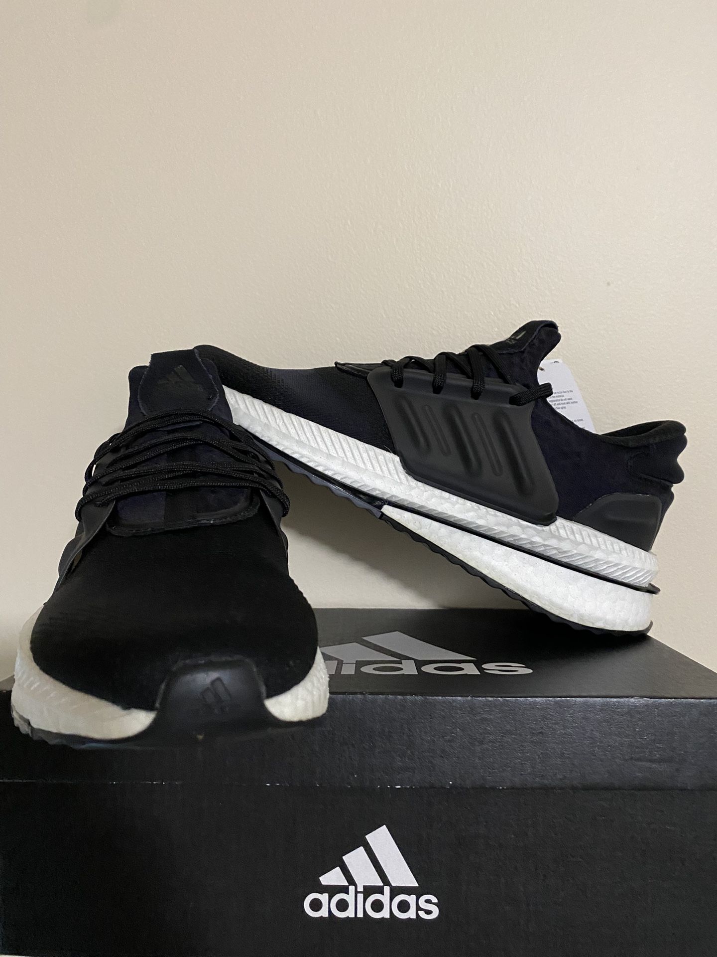 Adidas XPLR Boost
