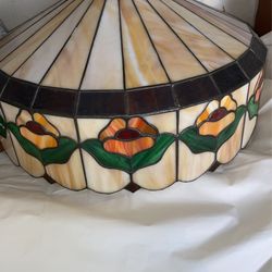 Ceiling light fixture