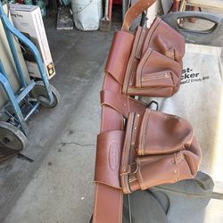 Contusion para carpintero de Cuero nuevo por $150.00