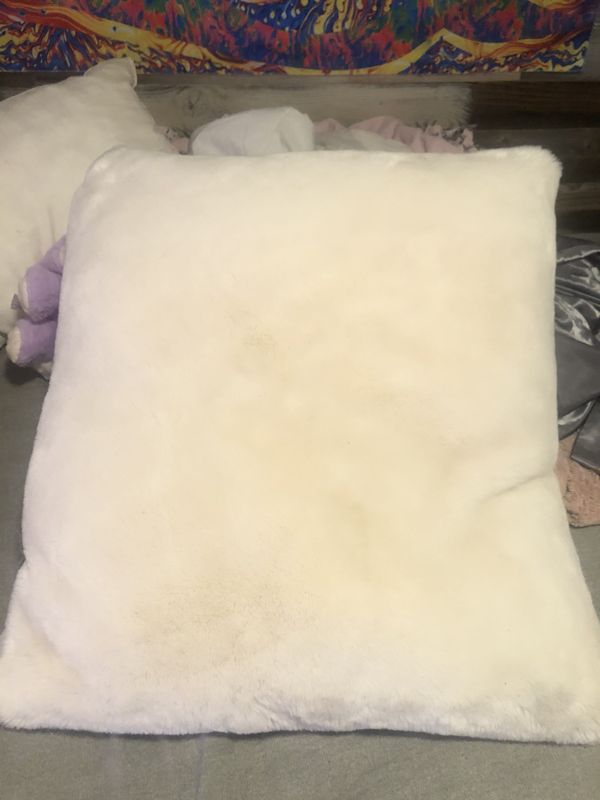Large Fluffy Throw Pillow for Sale in Menifee, CA OfferUp