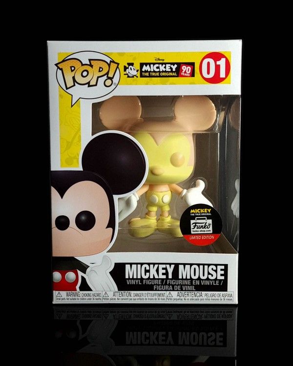 Funko Pop! Mickey Mouse #01 (Peaches And Cream) 90th Anniversary Funko Shop Exclusive