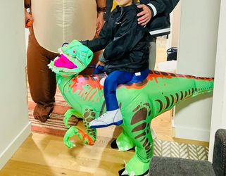 Halloween Light-Up Inflatable Dinosaur Costume for 4-9 years kid