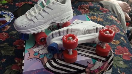 Sketchers size ten new roller skates
