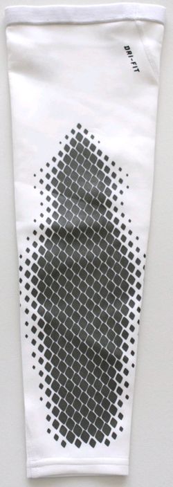 Brand New Nike Pro Vapor Forearm Slider Sleeve Adult L/XL Baseball White Silver Men Size L/XL