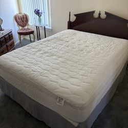 OBO! Frame + Mattress Bundle. Make an Offer!