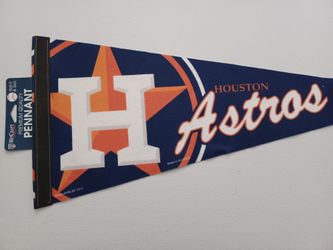 4 Houston Astros Banners & 3 Game Towels