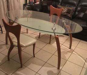 Modern Glass Art Deco Dining Table with 2 Chairs