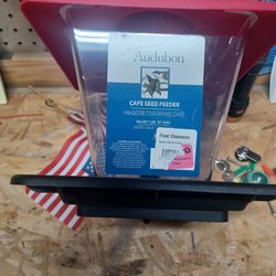 Bird Feeder 