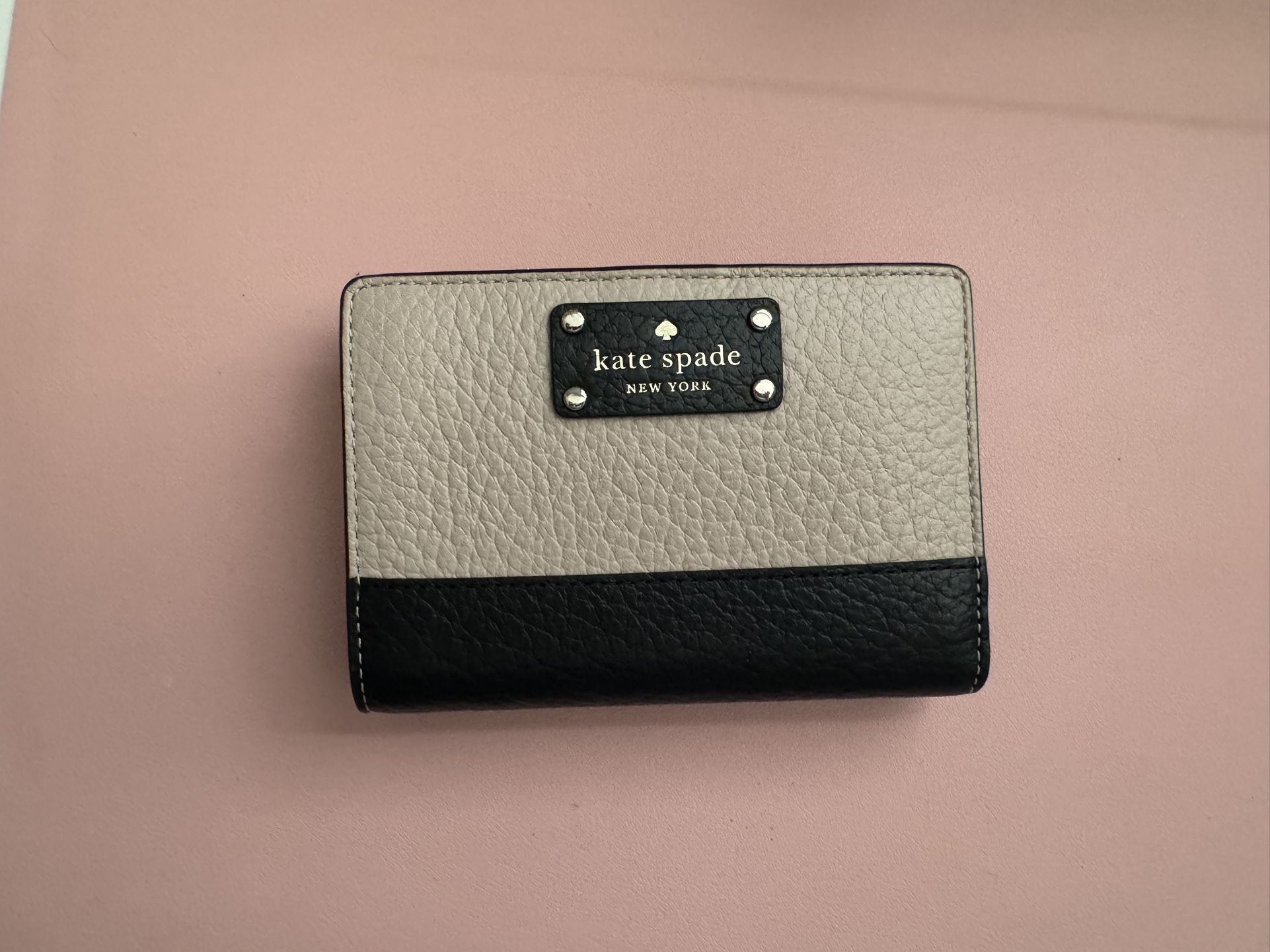 Kate Spade Black/Beige Wallet
