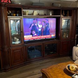 Wall Entering Center 