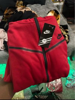 Red Nike tech set/ Rojo Conjunto de Nike
