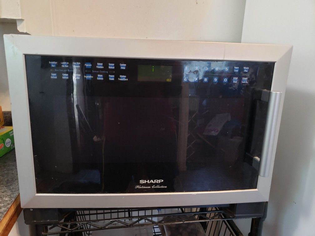 Sharp Platinum Microwave 