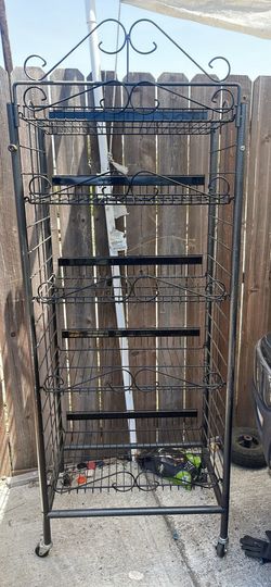 Rolling Display Rack/Estante Con Ruedas