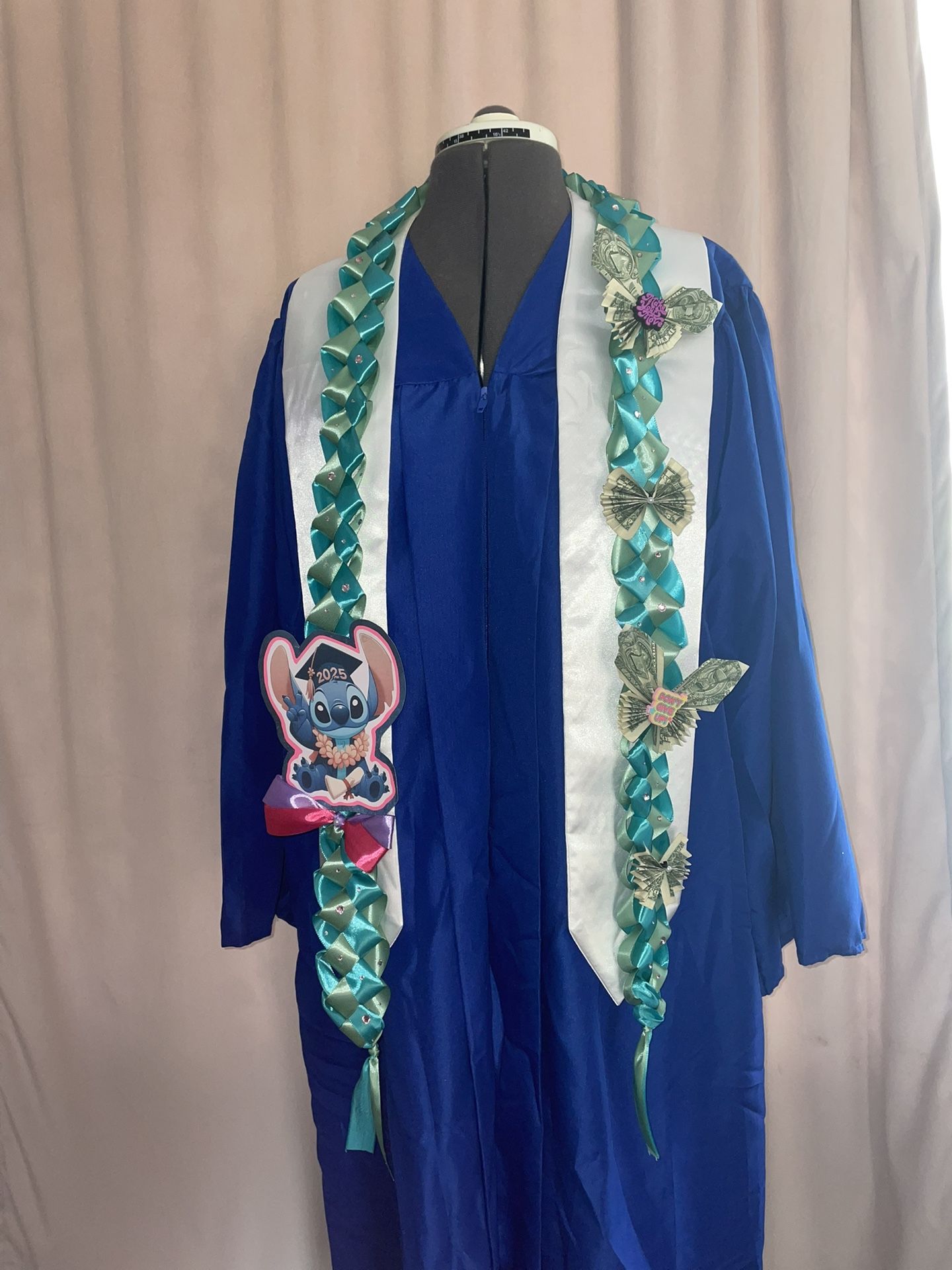 Stitch Graduation Lei