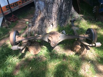 1993 toyota pickup 2wd complete rear end