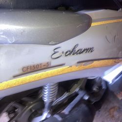 CFMOTO E-Charm CF150T-5i scooter