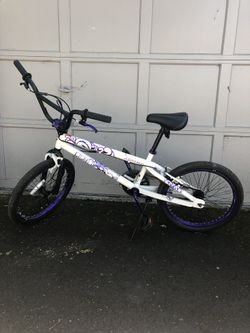 Avigo 20 inch girls Bike Riptide for Sale in Portland OR OfferUp