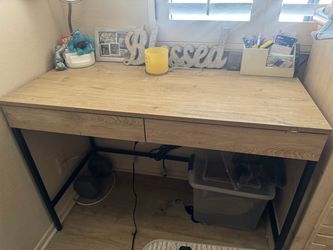 Desk