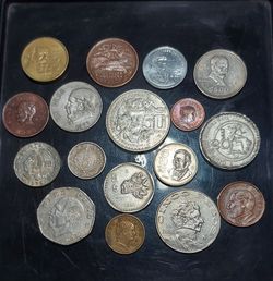 Lot of 17 Mexican coins from the 20th century