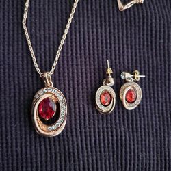 Garnet like necklace with earrings