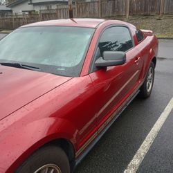 2005 Ford Mustang Coupe 