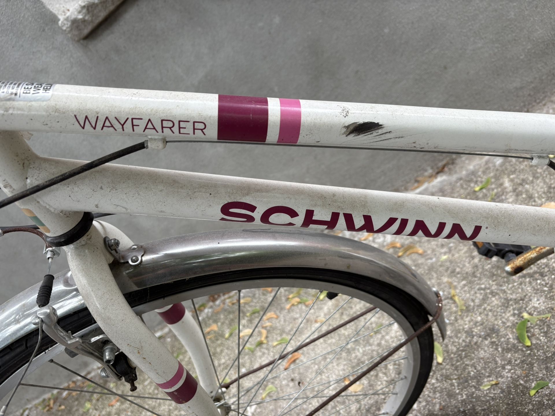 Used Schwinn Wayfarer Bicycle - Great for Commuting/Leisure