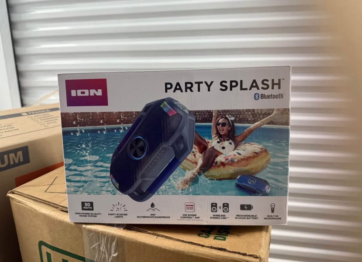Ion Party Splash Waterproof With Lights And Bluetooth Speaker