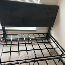 Queen Size Bed And Mattress 