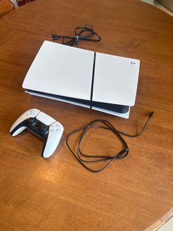 PS5 DISC CONSOLE WITH CONTROLLER 1 TB STORAGE