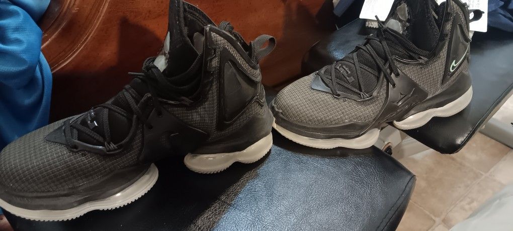 LeBron 19 Black Aqua Nike Shoes 10 1/2