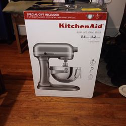 KitchenAid, 3 QT Mixer
