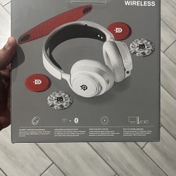 steelseries ARCTIS NOVA 7P WIRELESS