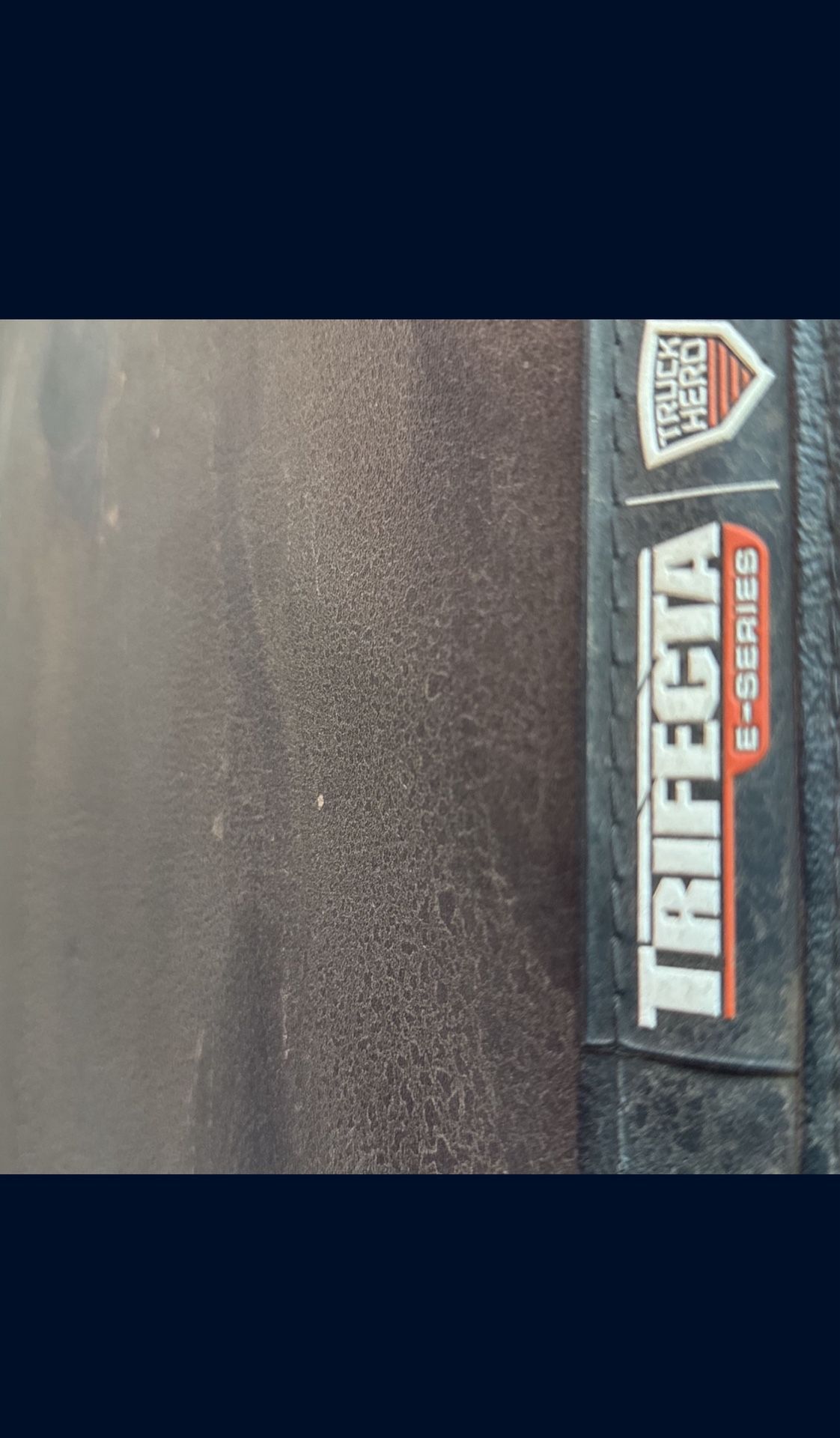 Trifecta Soft Tonneau Cover Ford F150 5.5 Ft Bed 2021 +