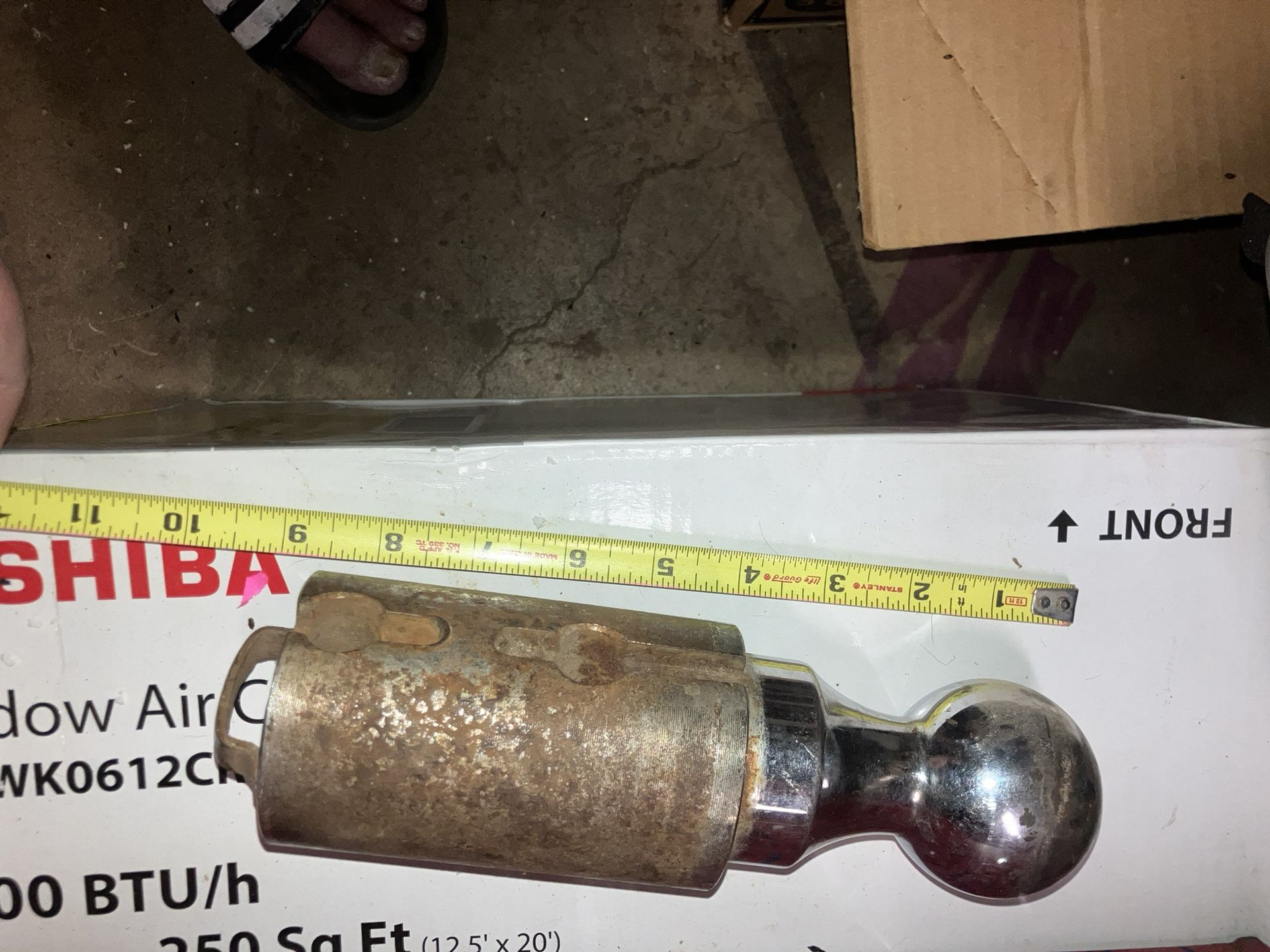 Curt Mfg Double Lock Gooseneck Ball 30,000lbs 2-5/16th Diameter