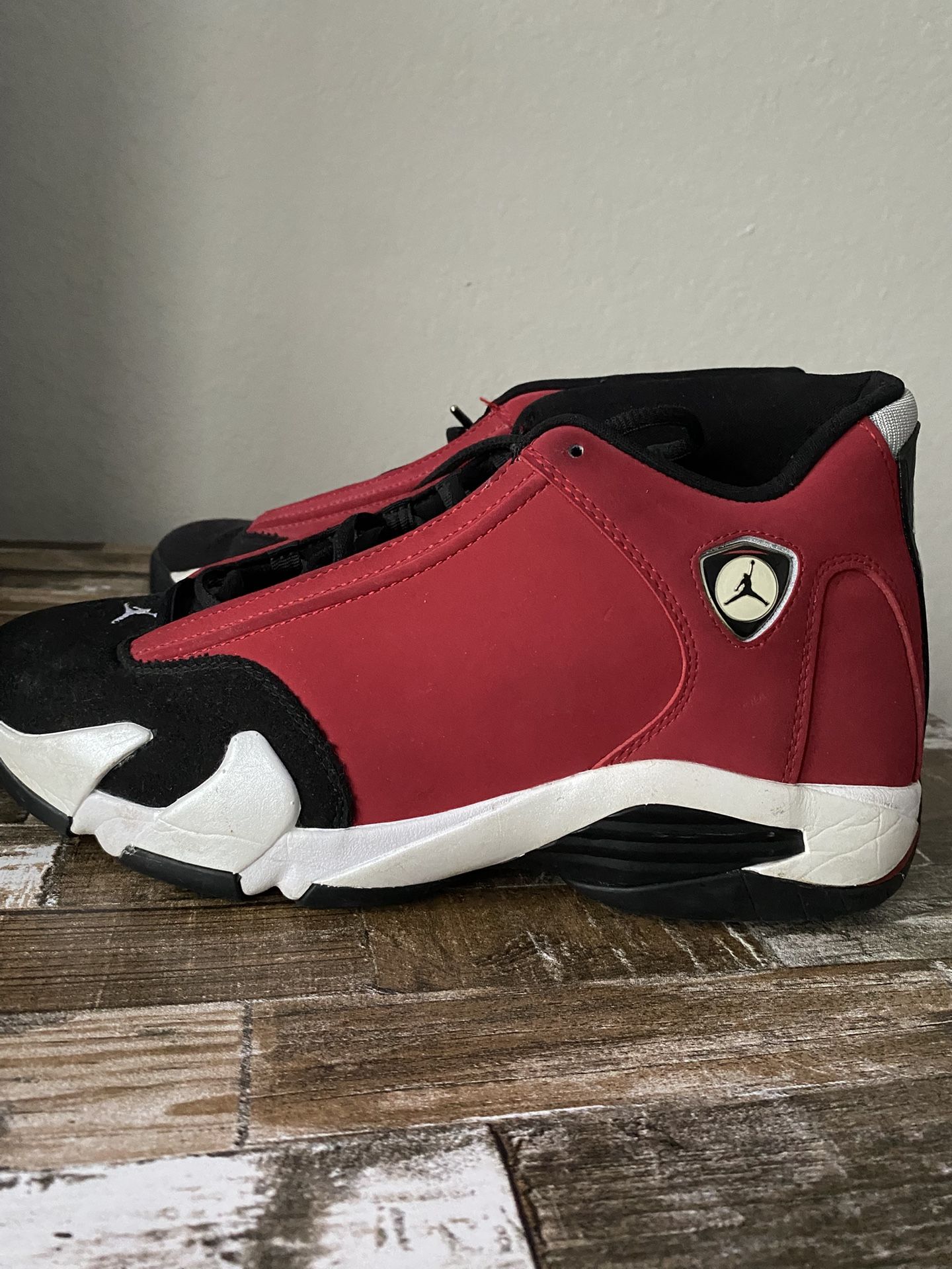 Jordan 14 Retro Gym Red Toro
